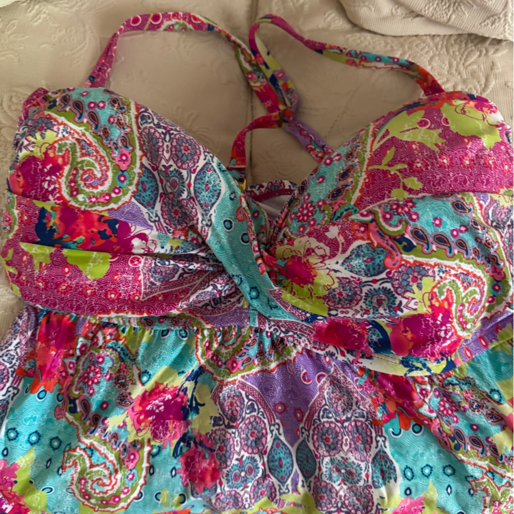 Colorful Paisley Women’s Tankini Top